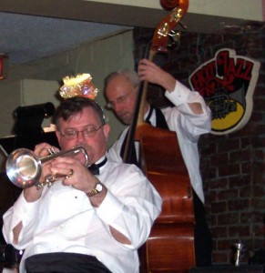 New Year's 2004 at the Hot Jazz