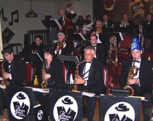 New Year's 2005 at the Hot Jazz Club